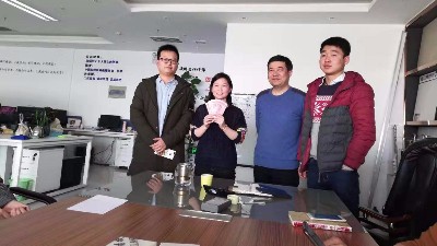 西淼微信團隊11月業績PK表彰會